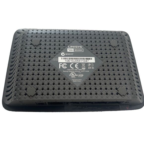Linksys SE1500 5-Port Fast Ethernet Switch - Picture 4 of 7